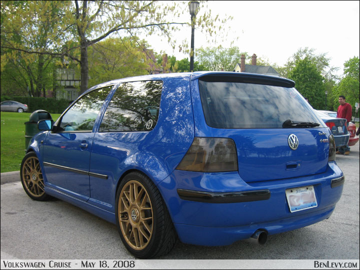 Jazz Blue GTI with painted BBS RCs