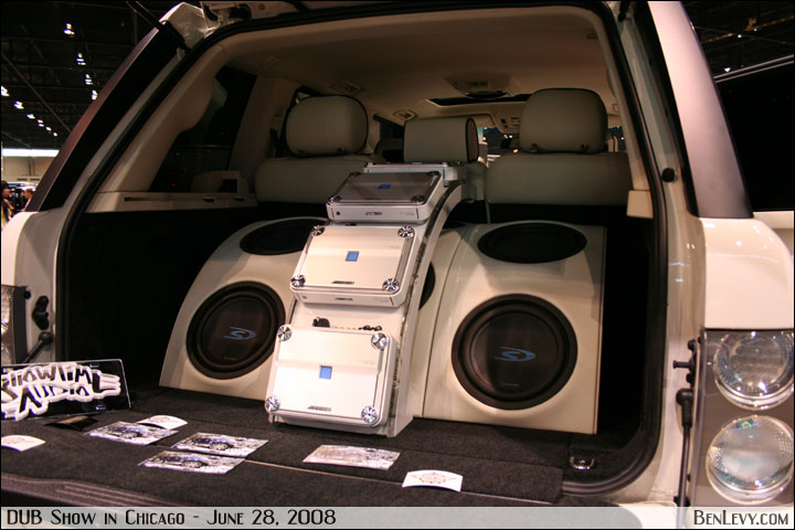 Subwoofers in a Range Rover