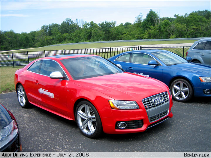 Audi S5 in Brilliant Red
