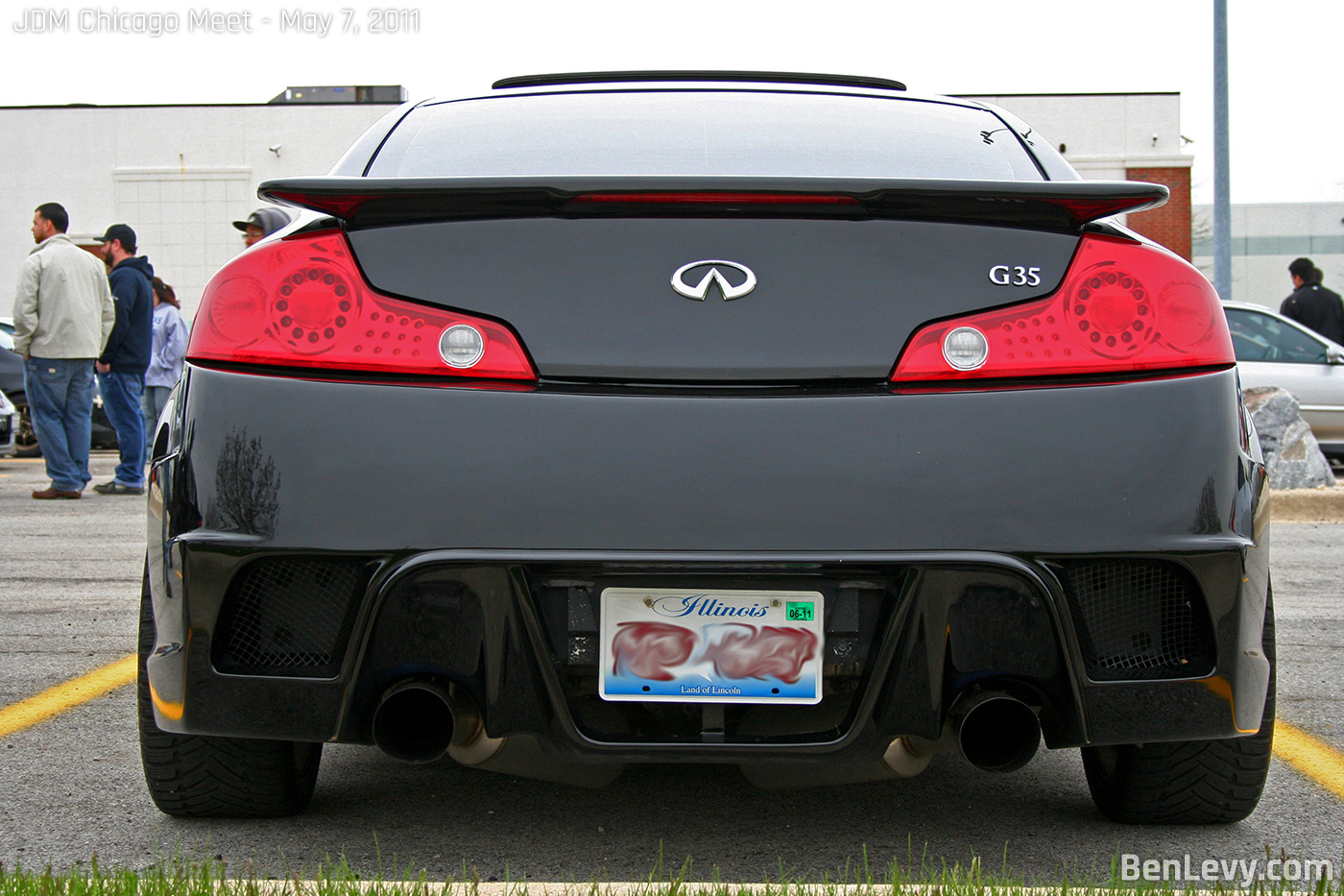 Infiniti G35 Coupe with custom rear bumper