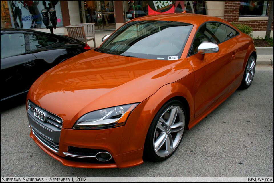 Audi TTS in Samoa Orange metallic