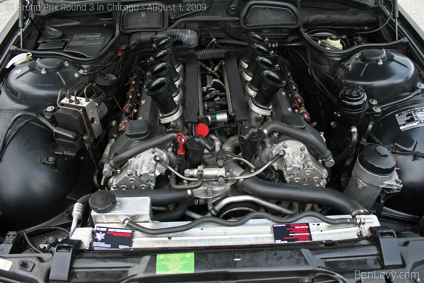2000 BMW M5 S62 motor in 740iL