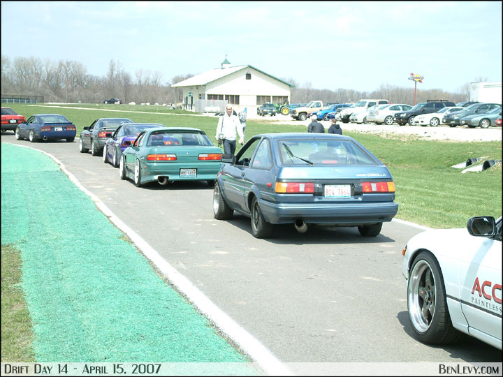 Cars lined up at Drift Day 14